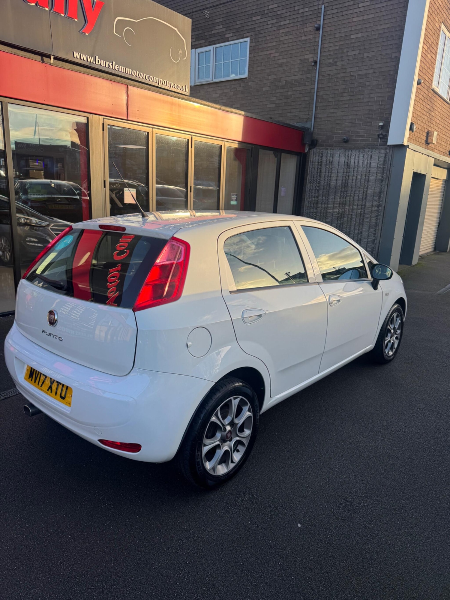 Used Fiat Punto 2017 for sale - 77015302: Photo 3