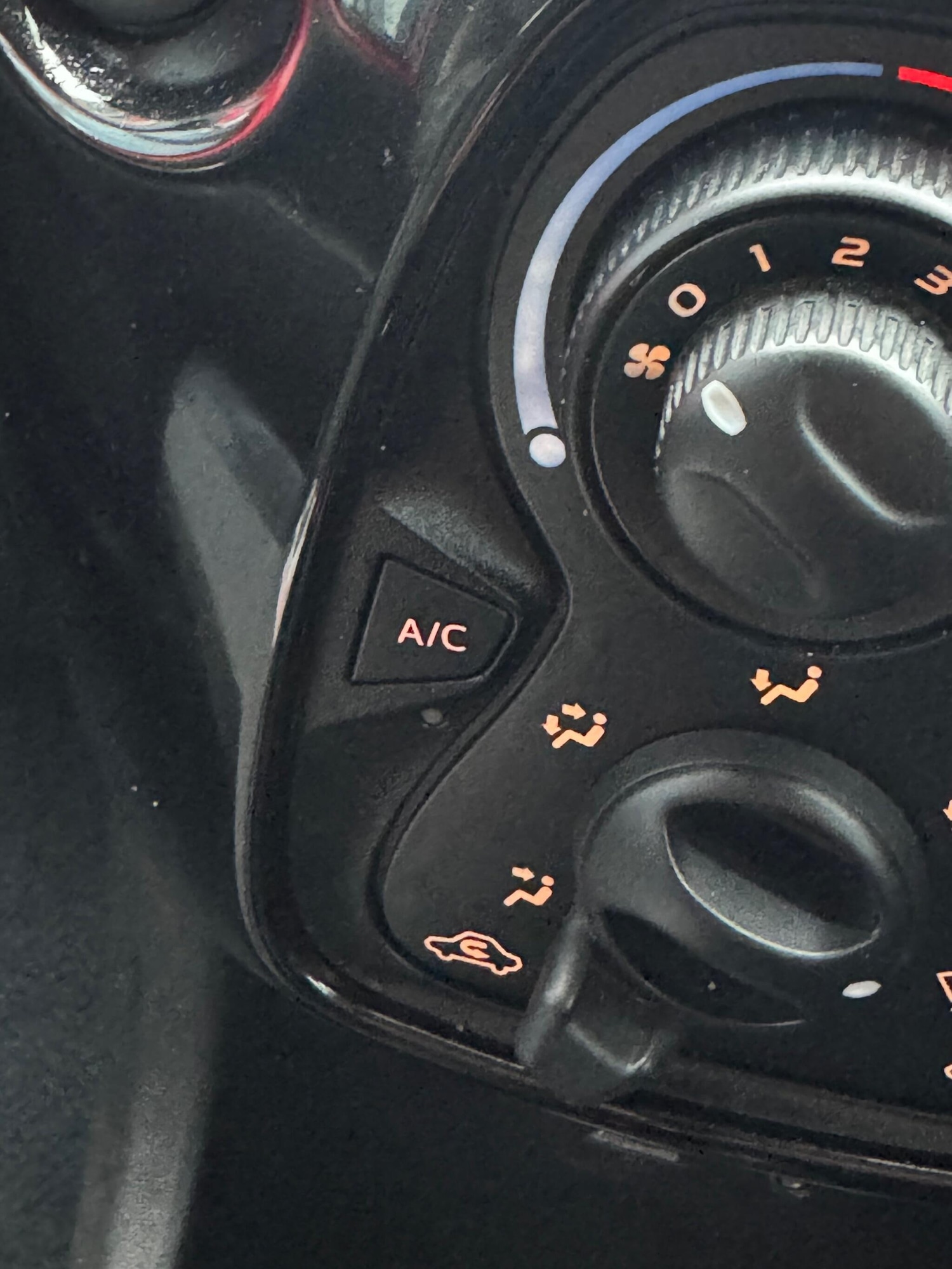 Used Toyota AYGO 2016 for sale - 77074375: Photo 25