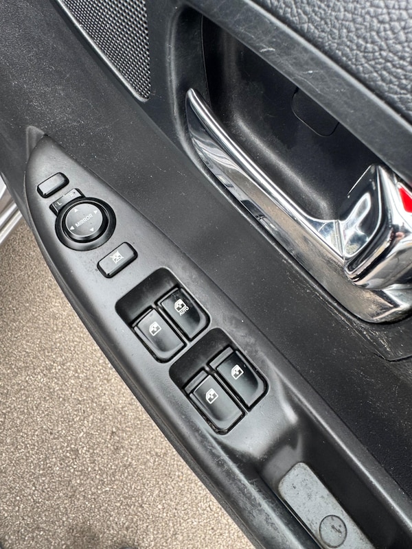 Used Hyundai i20 2014 for sale - 76283211: Photo 17