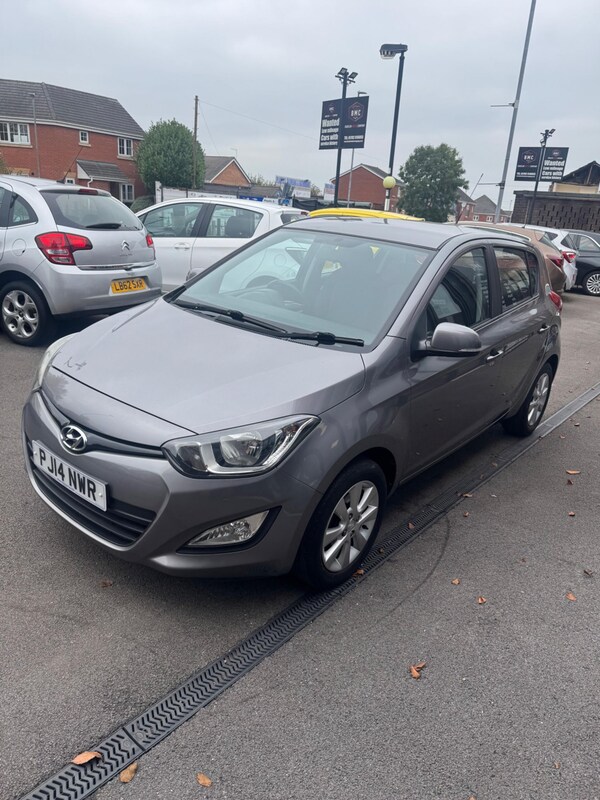 Used Hyundai i20 2014 for sale - 76283211: Photo 6