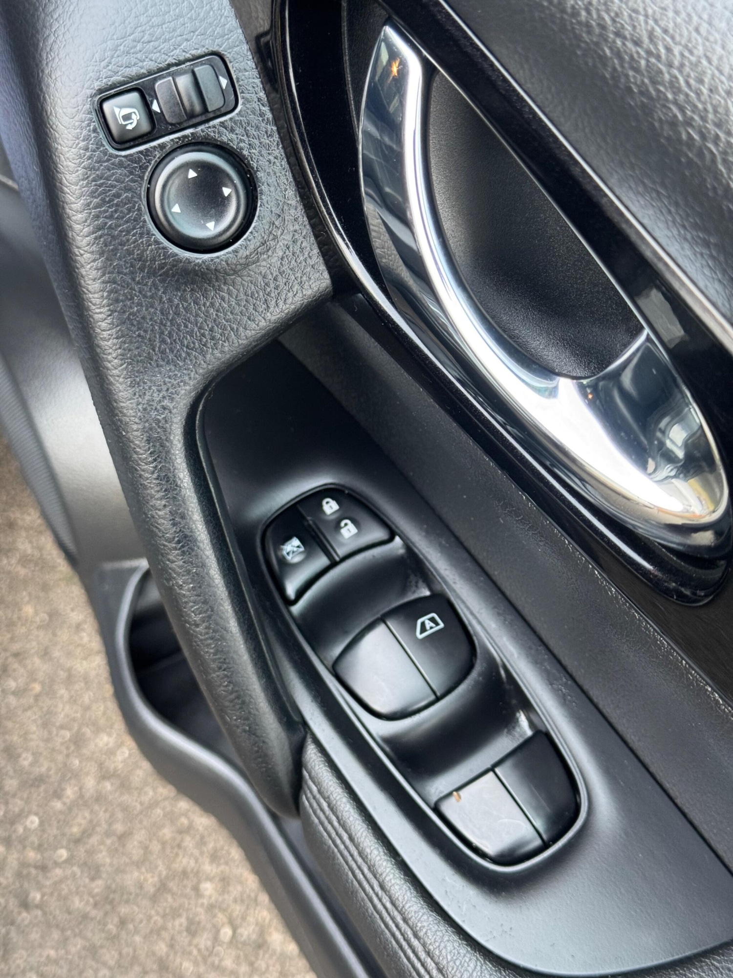 Used Nissan Qashqai 2015 for sale - 77020859: Photo 14