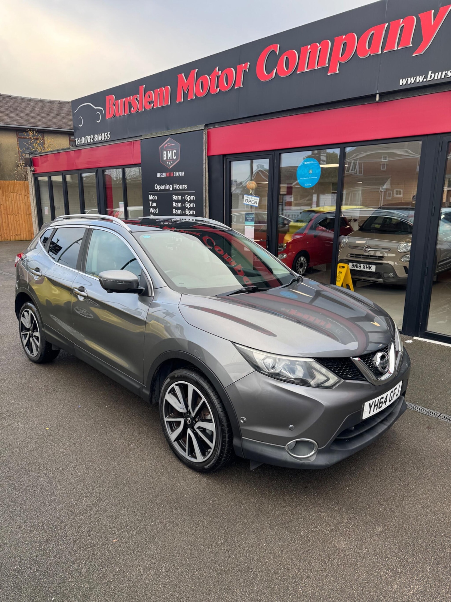 Used Nissan Qashqai 2015 for sale - 77020859: Photo 2