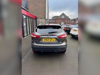 Used Nissan Qashqai 2015 for sale - 77020859: Photo