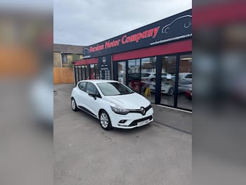 Used Renault Clio 2017 for sale - 79808083: Photo