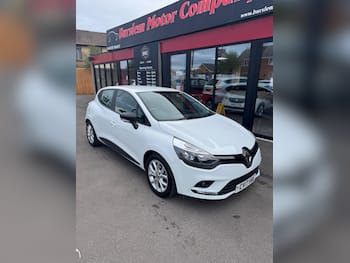 Used Renault Clio 2017 for sale - 79808083: Photo