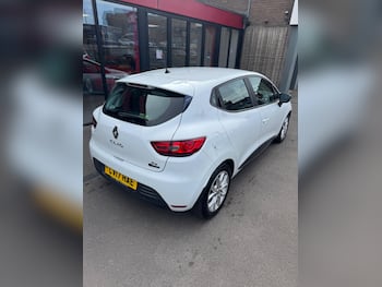 Used Renault Clio 2017 for sale - 79808083: Photo