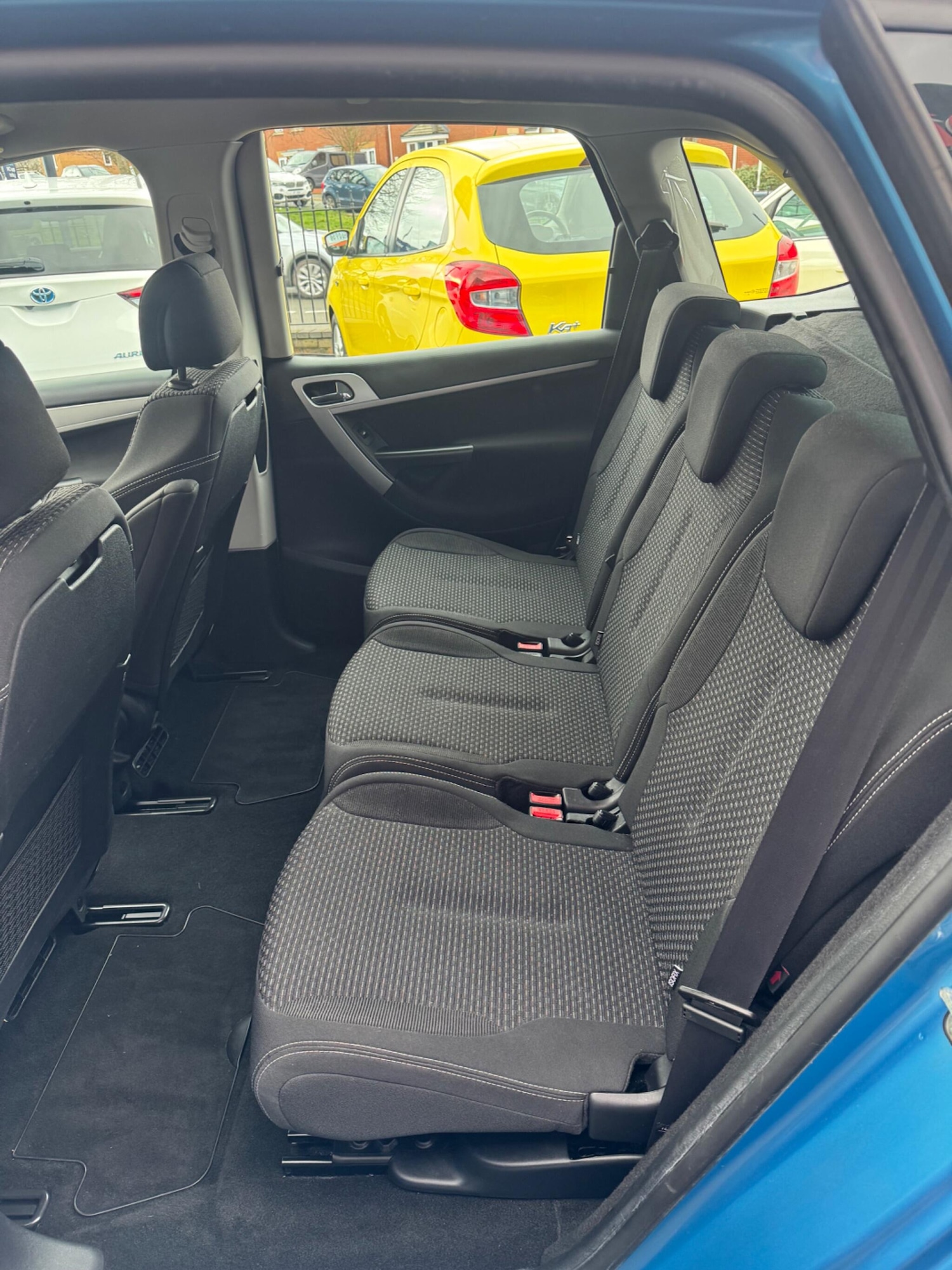 Used Citroen C4 Picasso 2009 for sale - 77633796: Photo 11