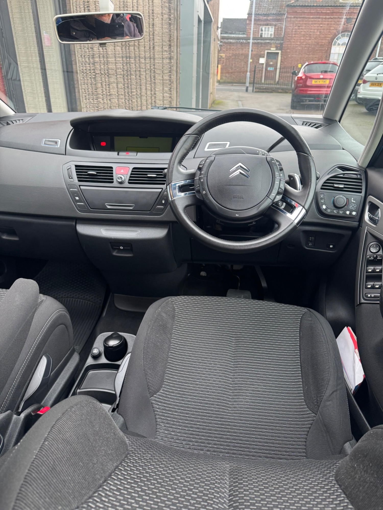 Used Citroen C4 Picasso 2009 for sale - 77633796: Photo 13