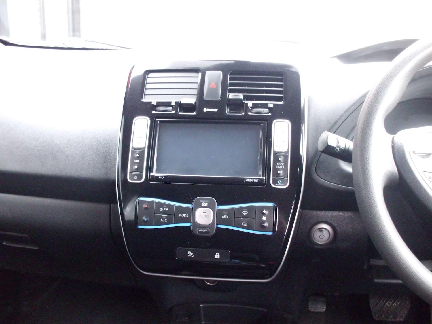 Used Nissan Leaf 2016 for sale - 76989769: Photo 14