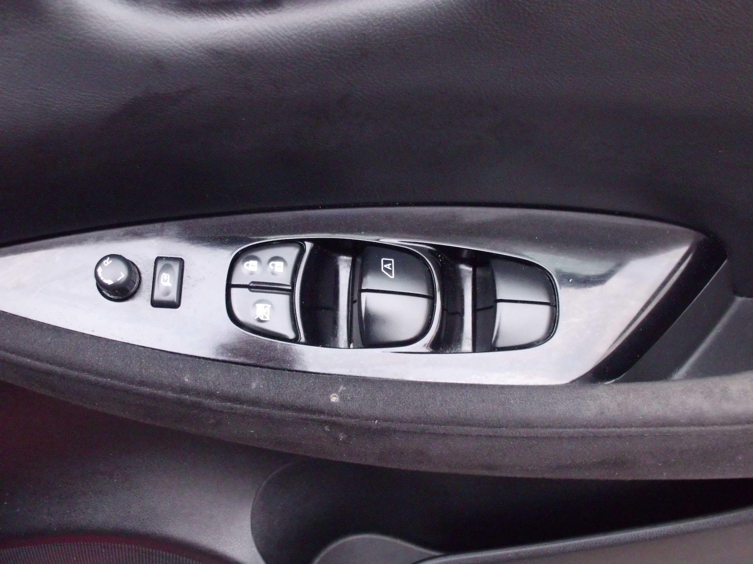 Used Nissan Leaf 2016 for sale - 76989769: Photo 16