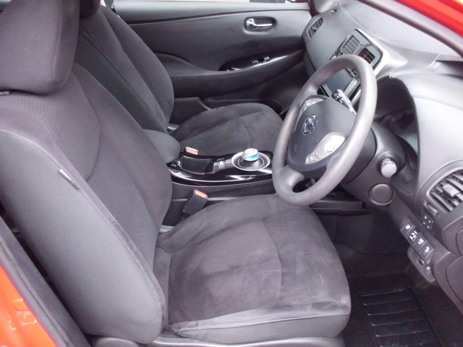 Used Nissan Leaf 2016 for sale - 76989769: Photo 8