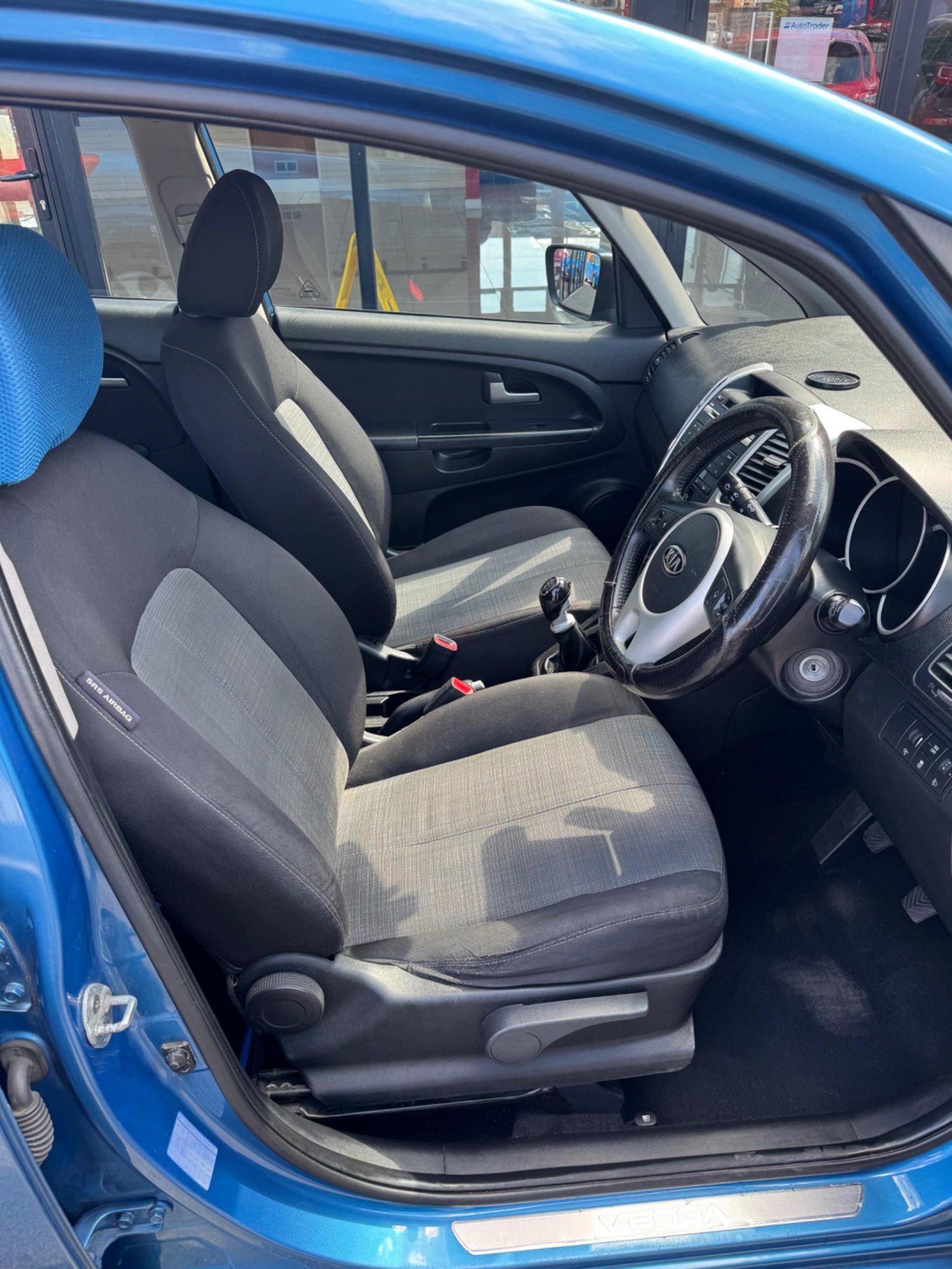 Kia Venga (11) - 1.4 CRDi EcoDynamics 2 Euro 5 (s/s) 5dr - Image 8