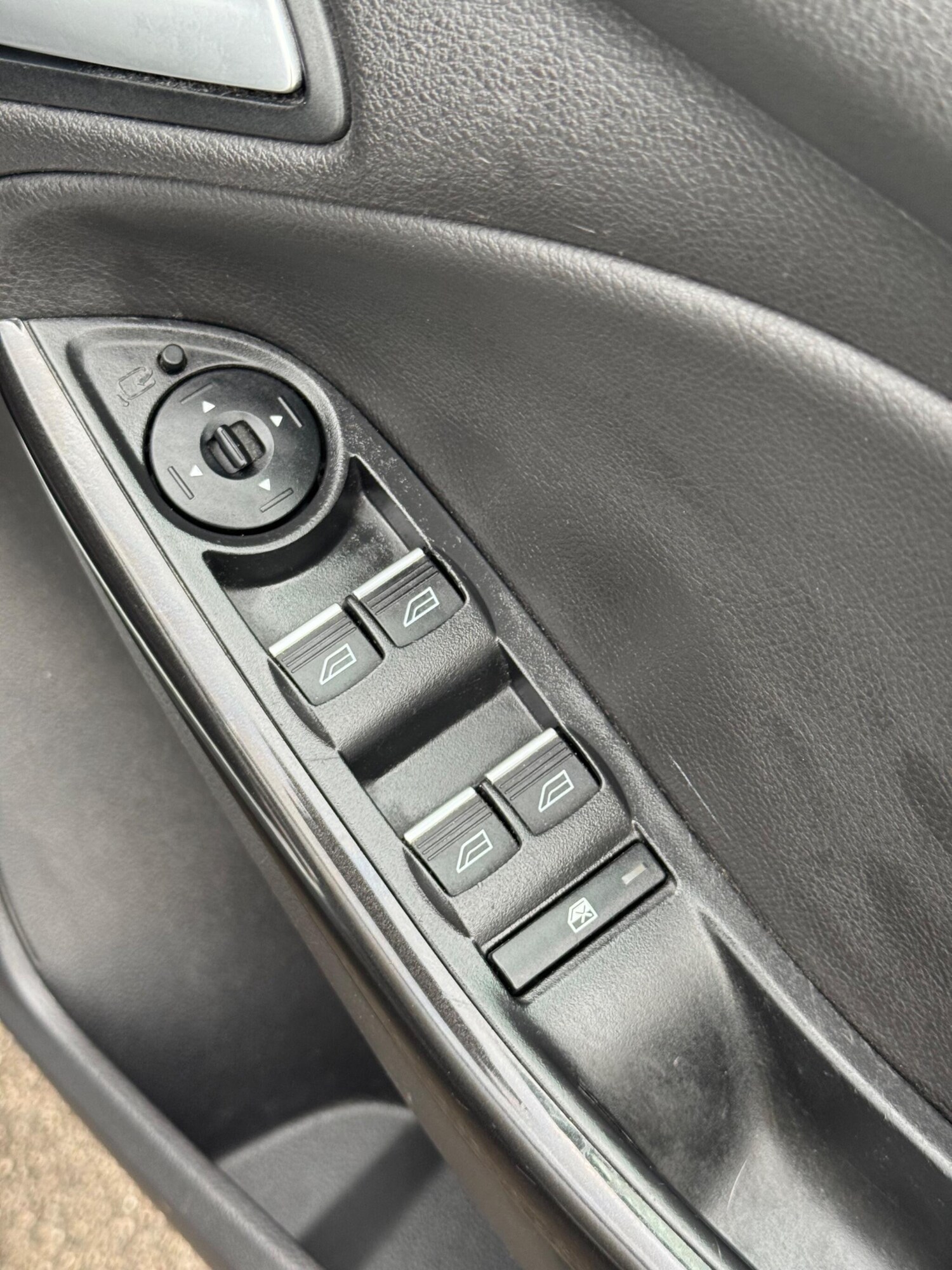 Used Ford Focus 2015 for sale - 76866128: Photo 17