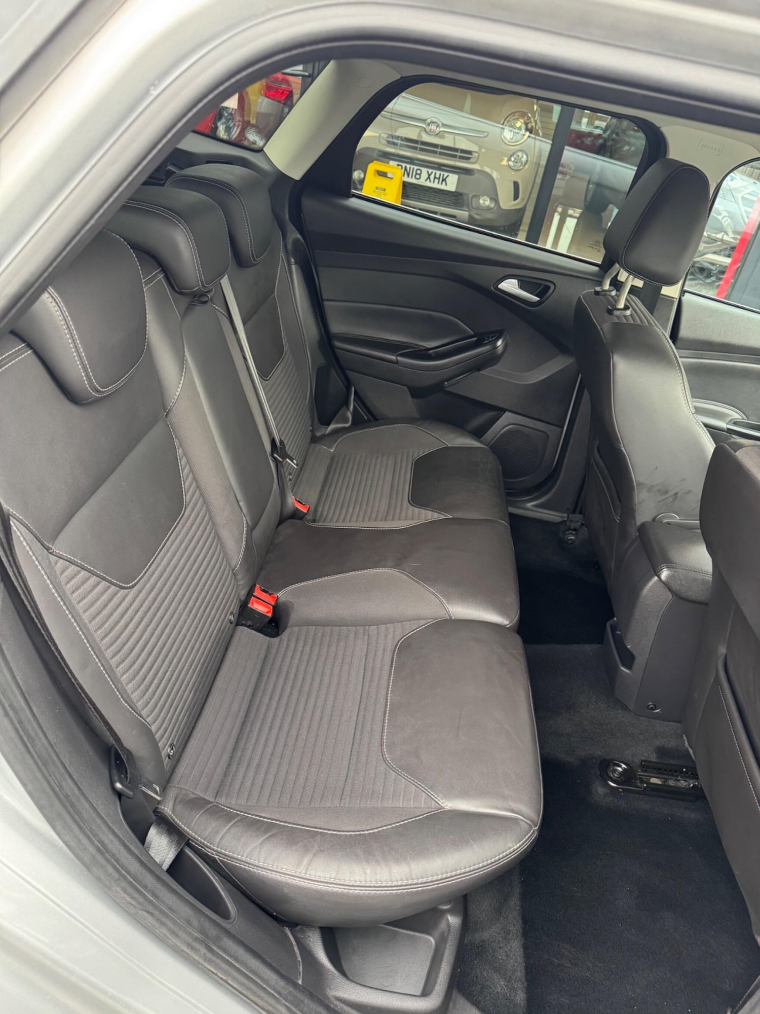 Used Ford Focus 2015 for sale - 76866128: Photo 9