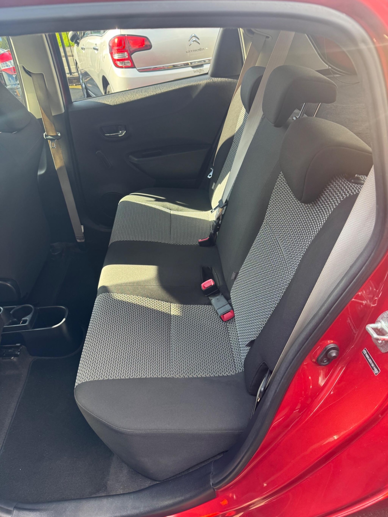 Used Toyota Yaris 2013 for sale - 76099558: Photo 11