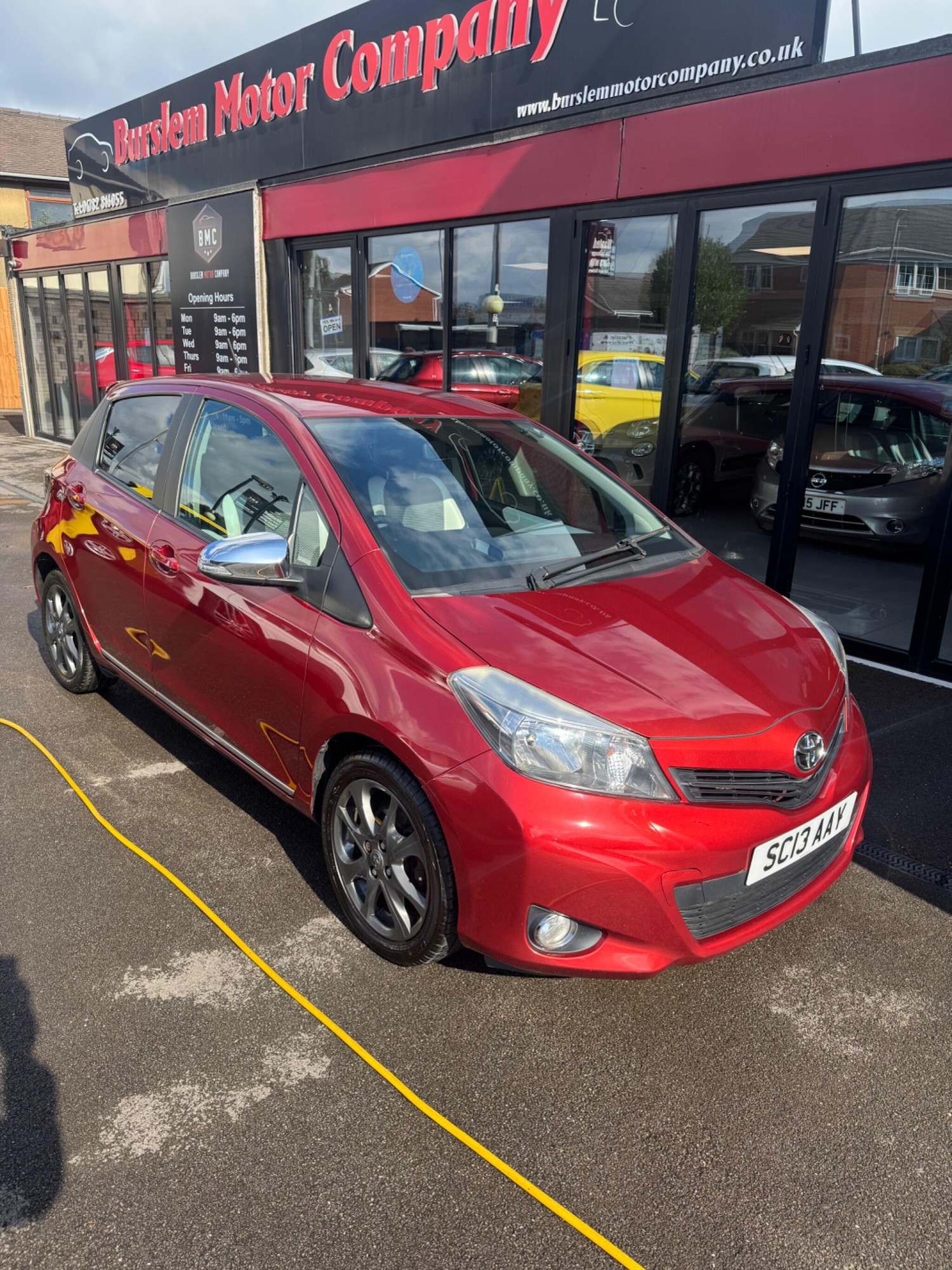 Used Toyota Yaris 2013 for sale - 76099558: Photo 2