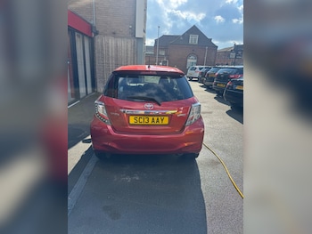 Used Toyota Yaris 2013 for sale - 76099558: Photo 4
