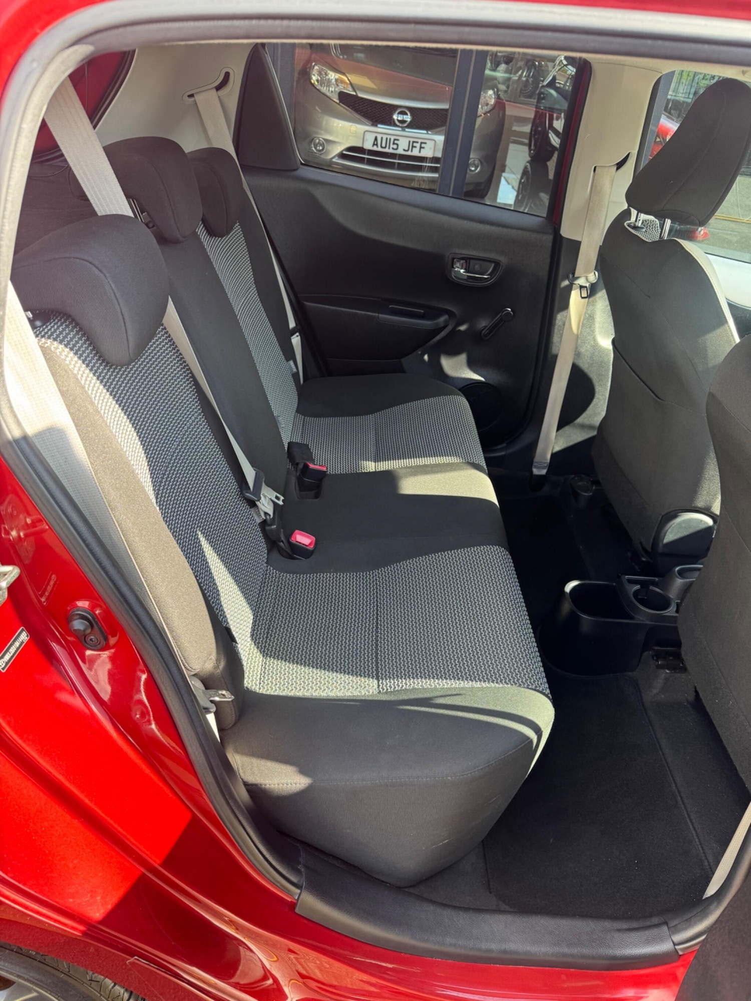 Used Toyota Yaris 2013 for sale - 76099558: Photo 9