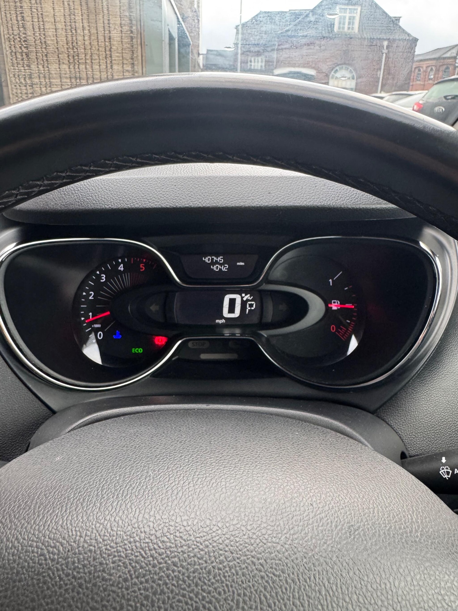 Used Renault Captur 2017 for sale - 76866209: Photo 22