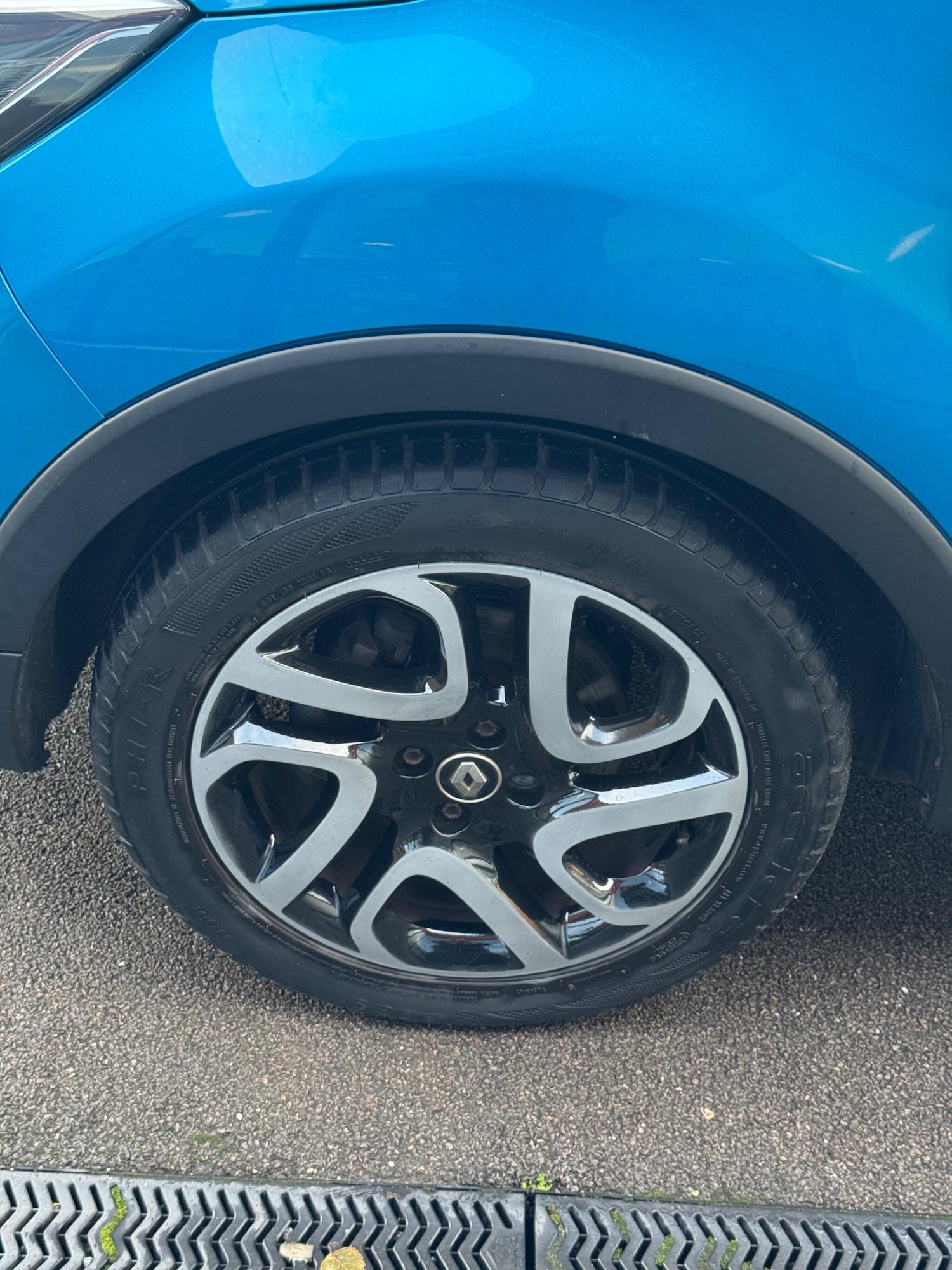 Used Renault Captur 2017 for sale - 76866209: Photo 30