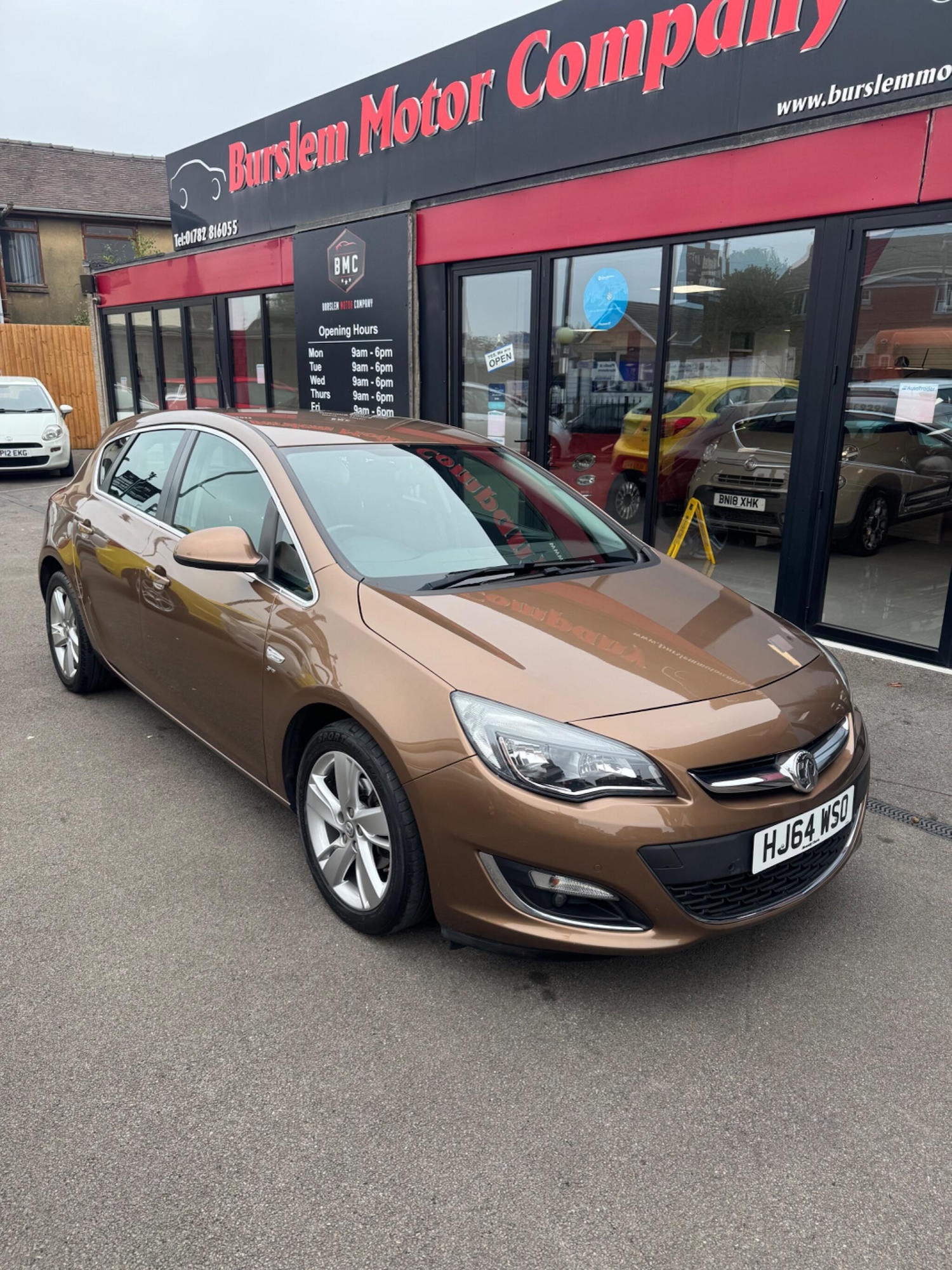 Used Vauxhall Astra 2014 for sale - 76284027: Photo 2