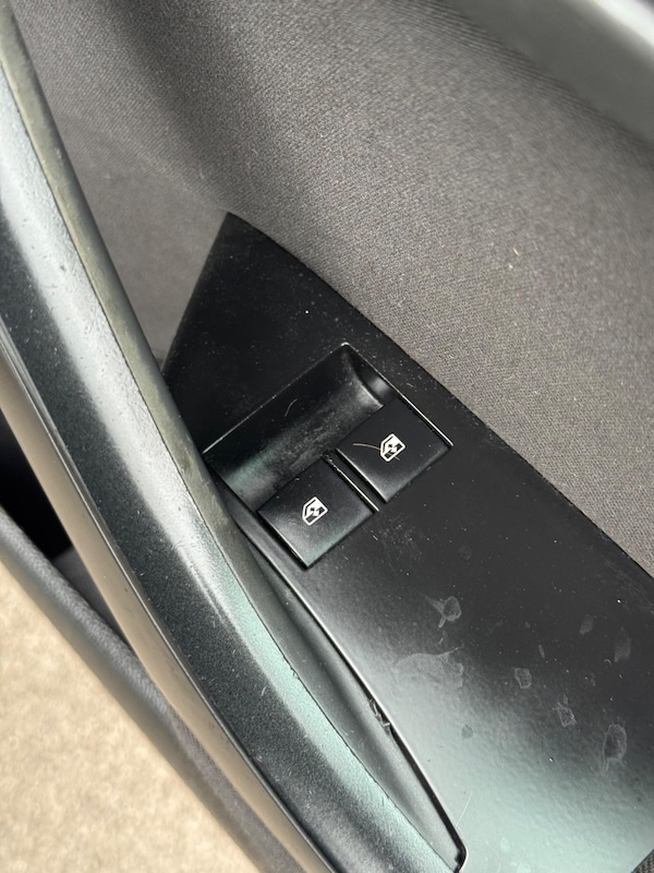 Used Vauxhall Astra 2012 for sale - 76259511: Photo 16