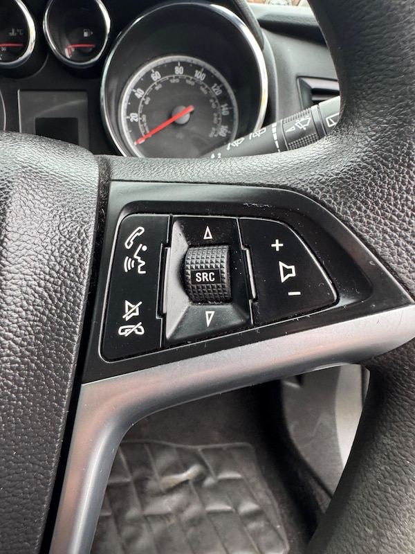 Used Vauxhall Astra 2012 for sale - 76259511: Photo 18