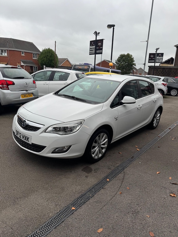Used Vauxhall Astra 2012 for sale - 76259511: Photo 6