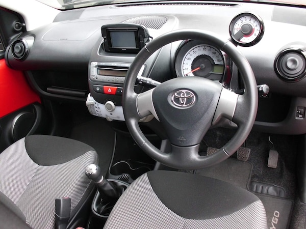Used Toyota AYGO 2014 for sale - 75696662: Photo 13