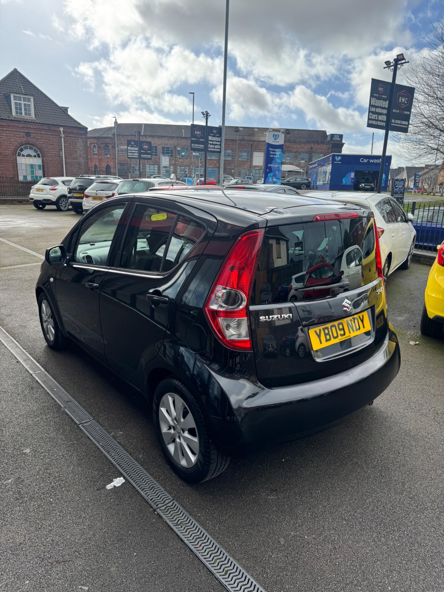 Used Suzuki Splash 2009 for sale - 77637410: Photo 5