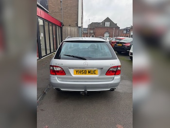 Used Mercedes-Benz E Class 2008 for sale - 77412078: Photo