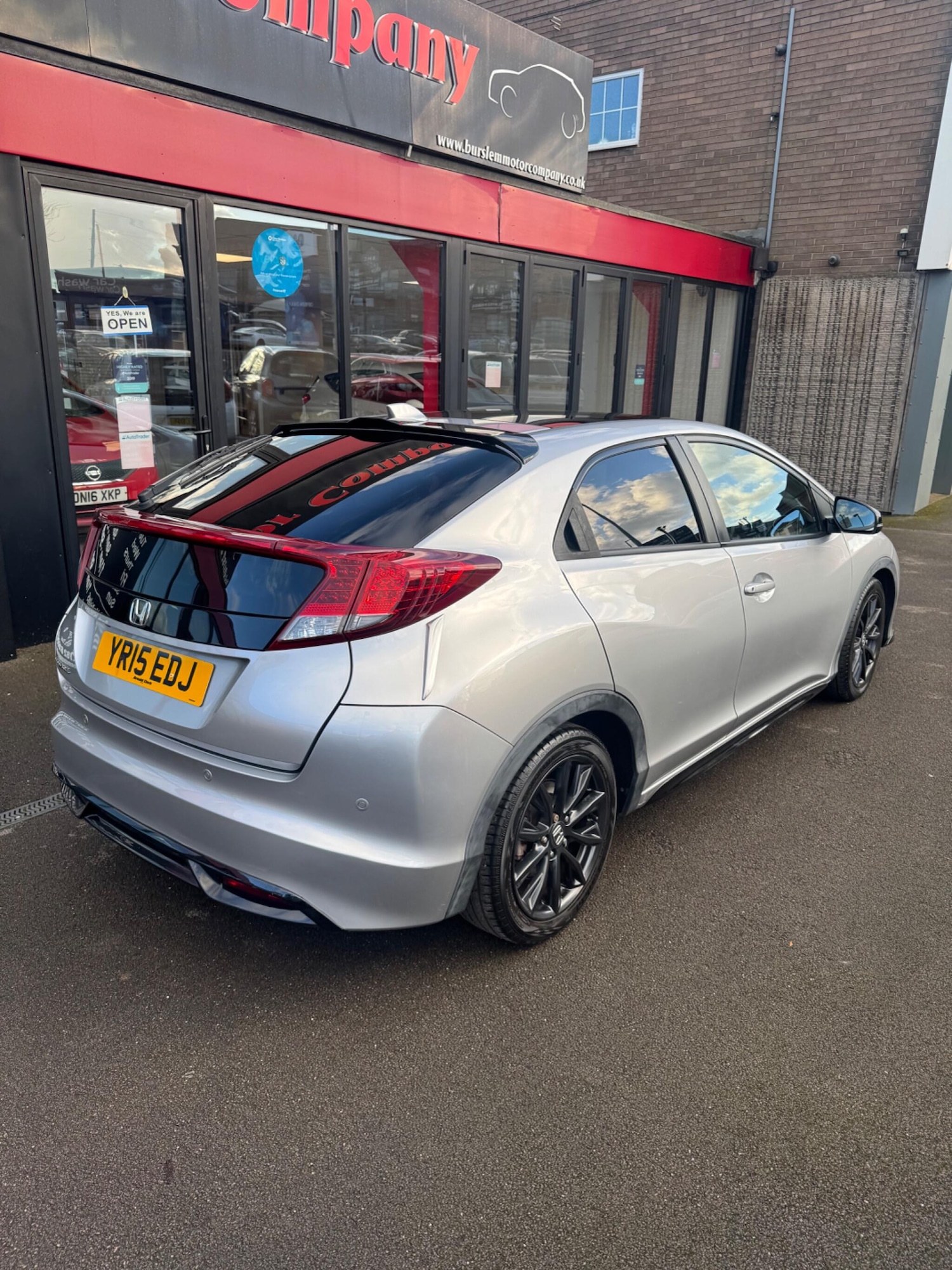 Used Honda Civic 2015 for sale - 77705565: Photo 3