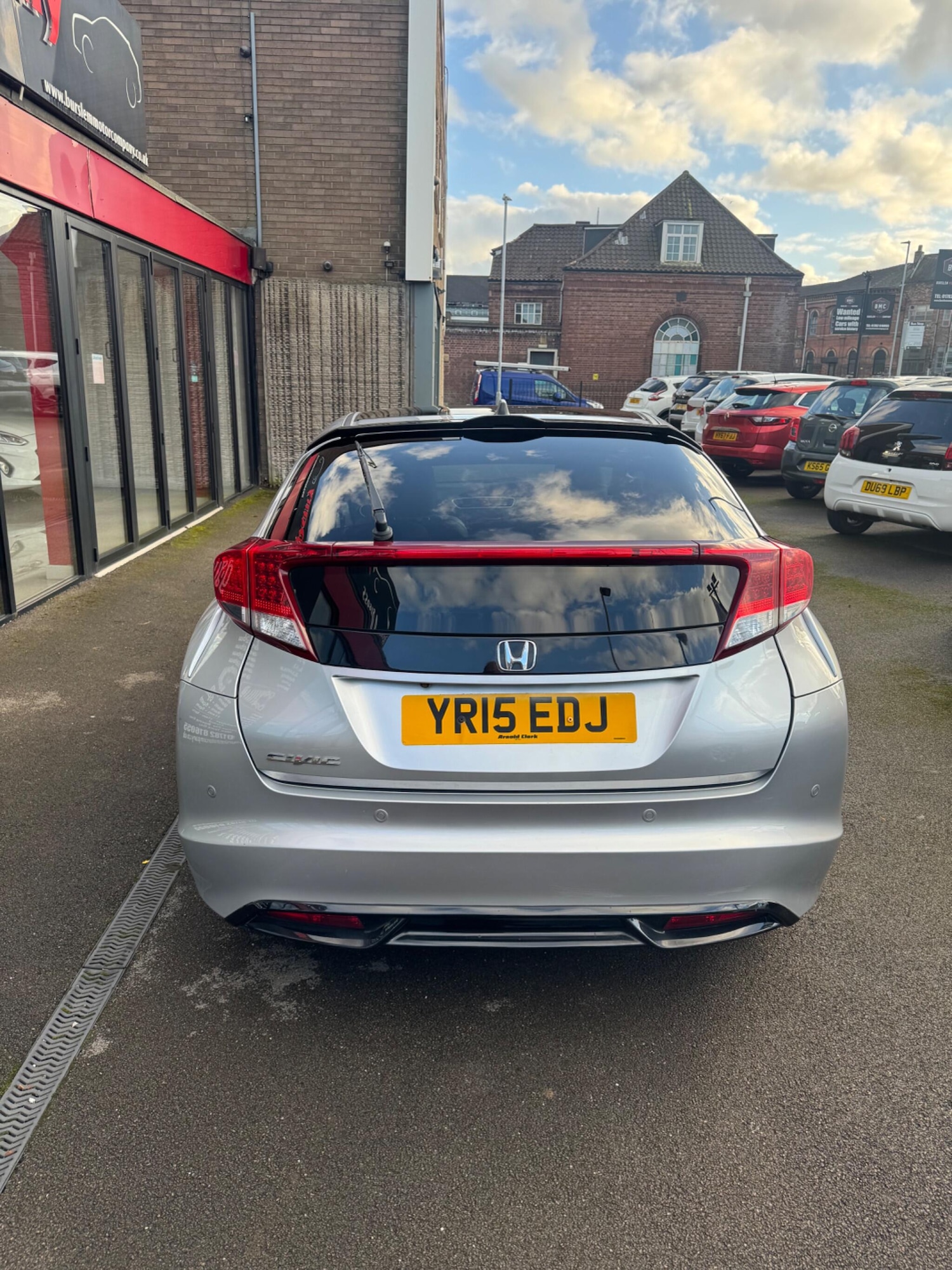 Used Honda Civic 2015 for sale - 77705565: Photo 4