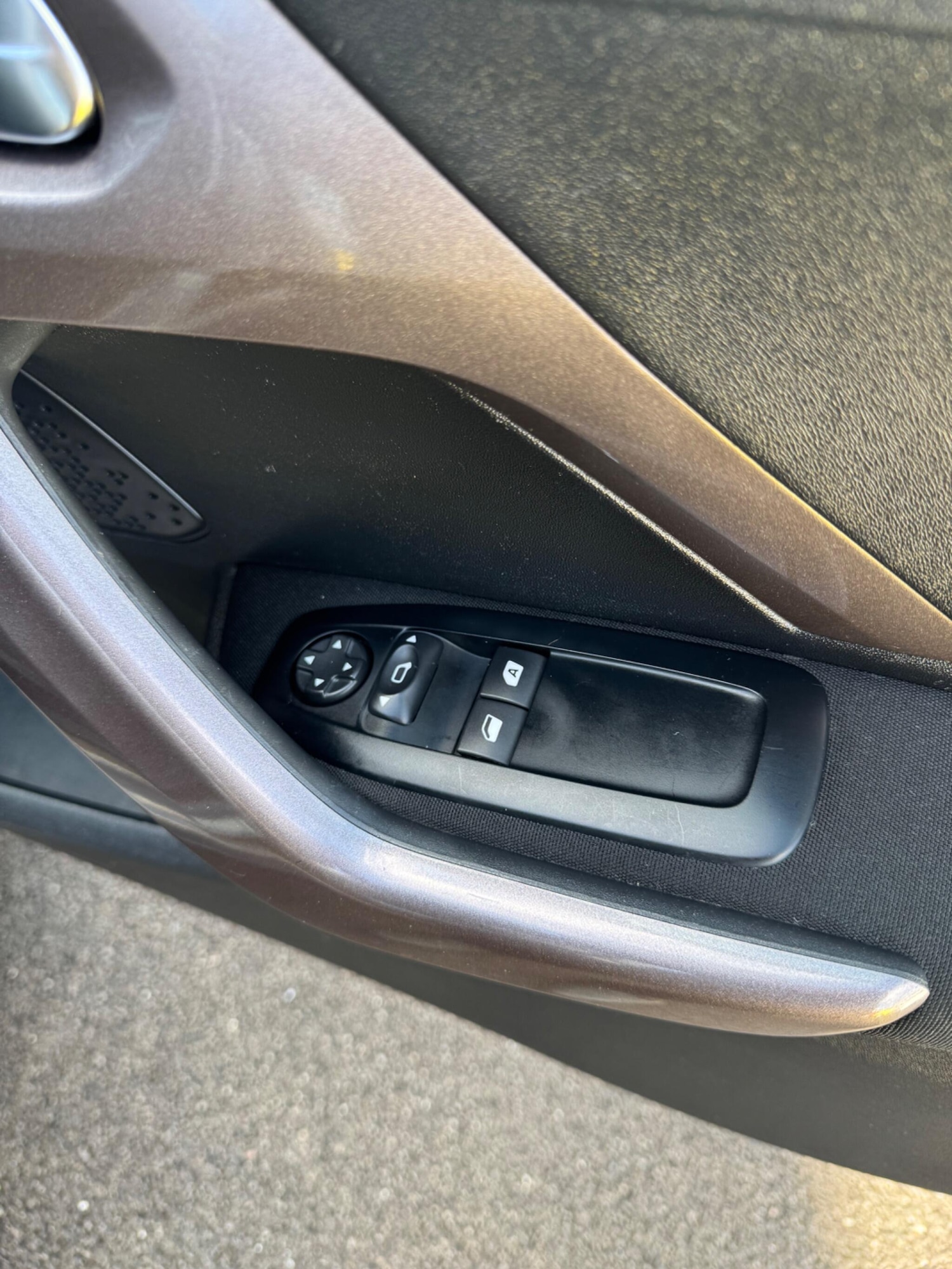 Used Peugeot 2008 2016 for sale - 77015767: Photo 17