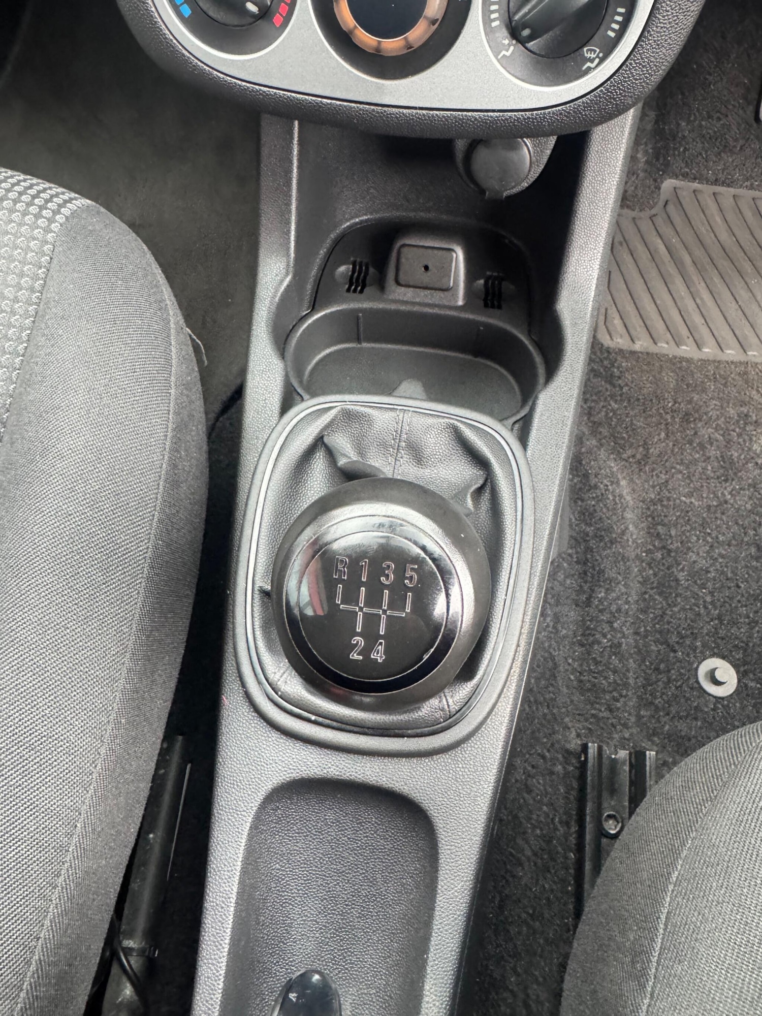 Used Vauxhall Corsa 2013 for sale - 77783577: Photo 17