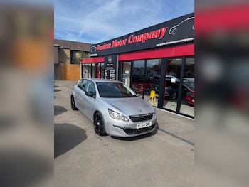 Used Peugeot 308 2015 for sale - 79471874: Photo