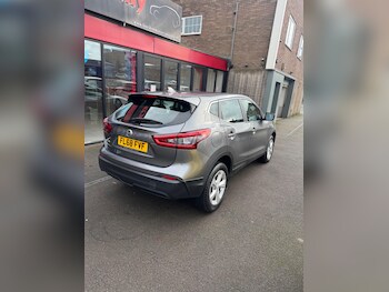 Used Nissan Qashqai 2018 for sale - 77484329: Photo