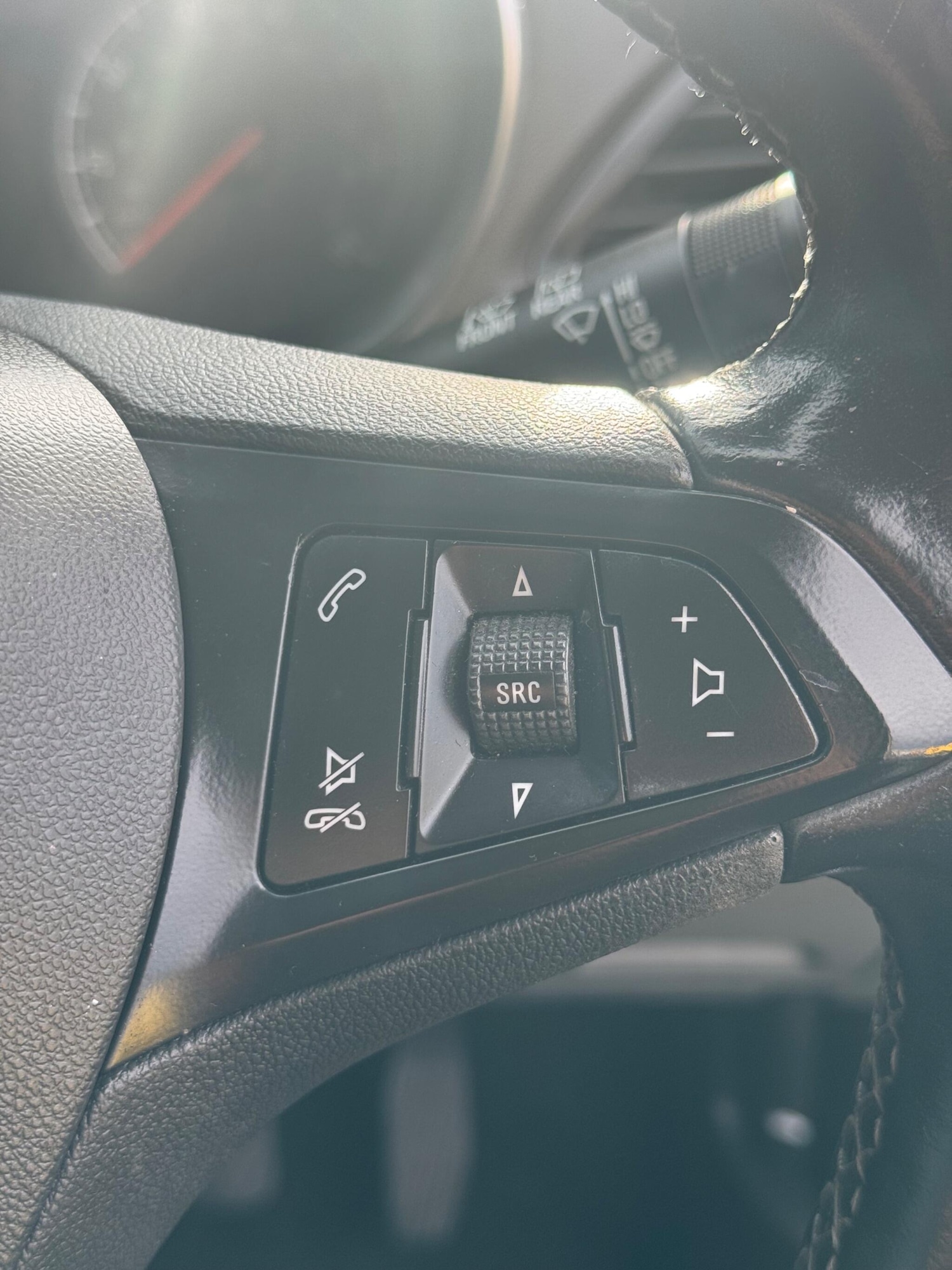 Used Vauxhall Viva 2016 for sale - 76942553: Photo 19