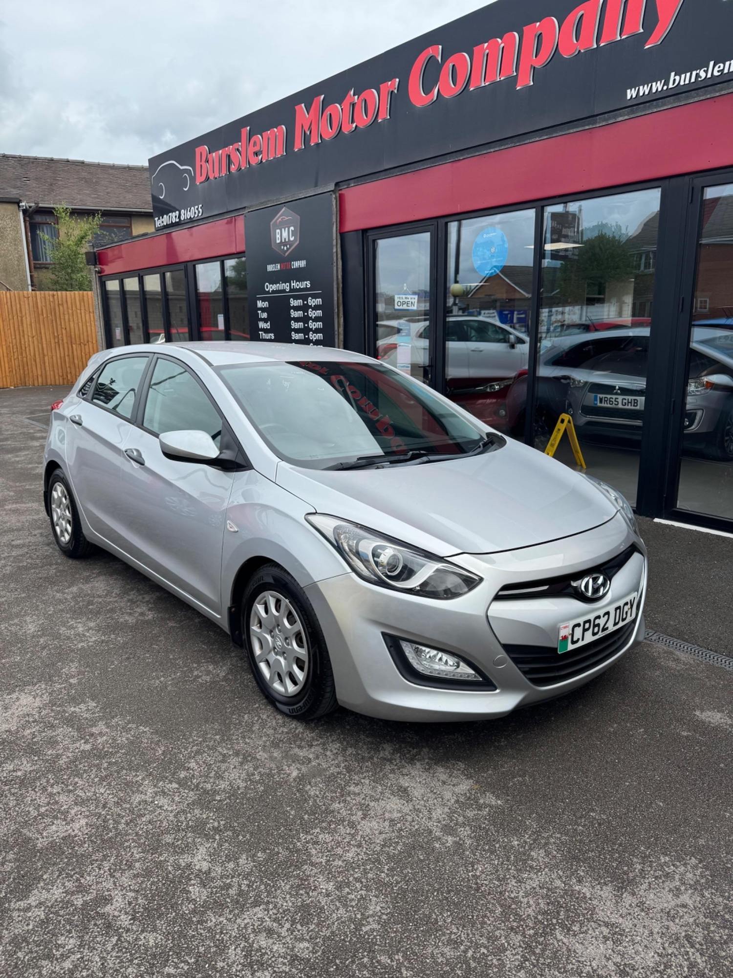 Used Hyundai i30 2012 for sale - 77332048: Photo 2