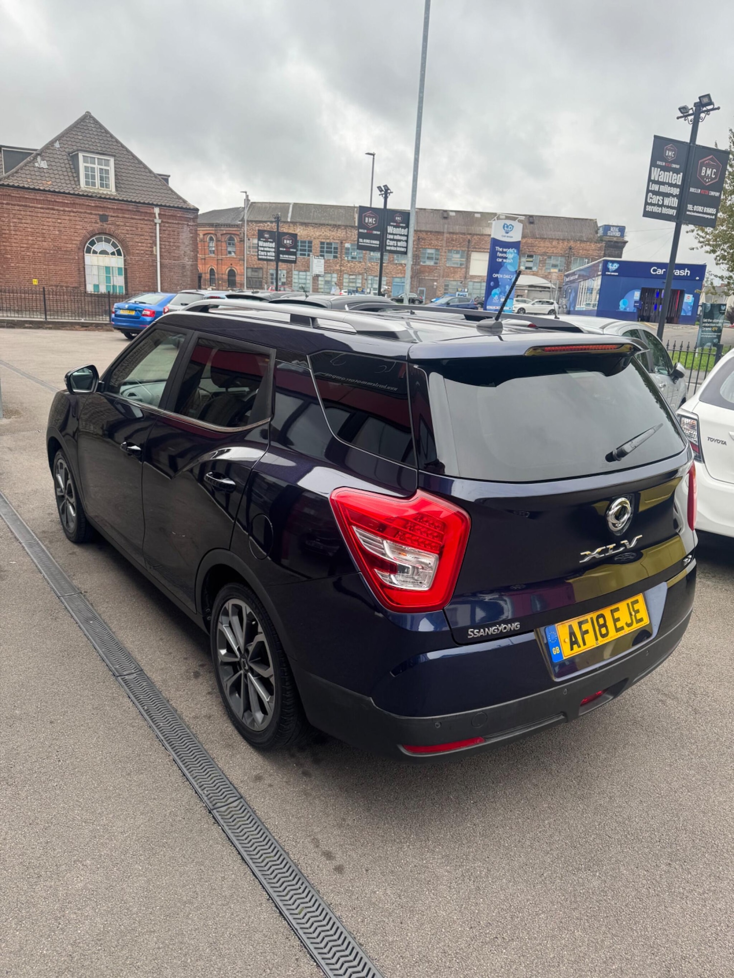 Vehicle 5