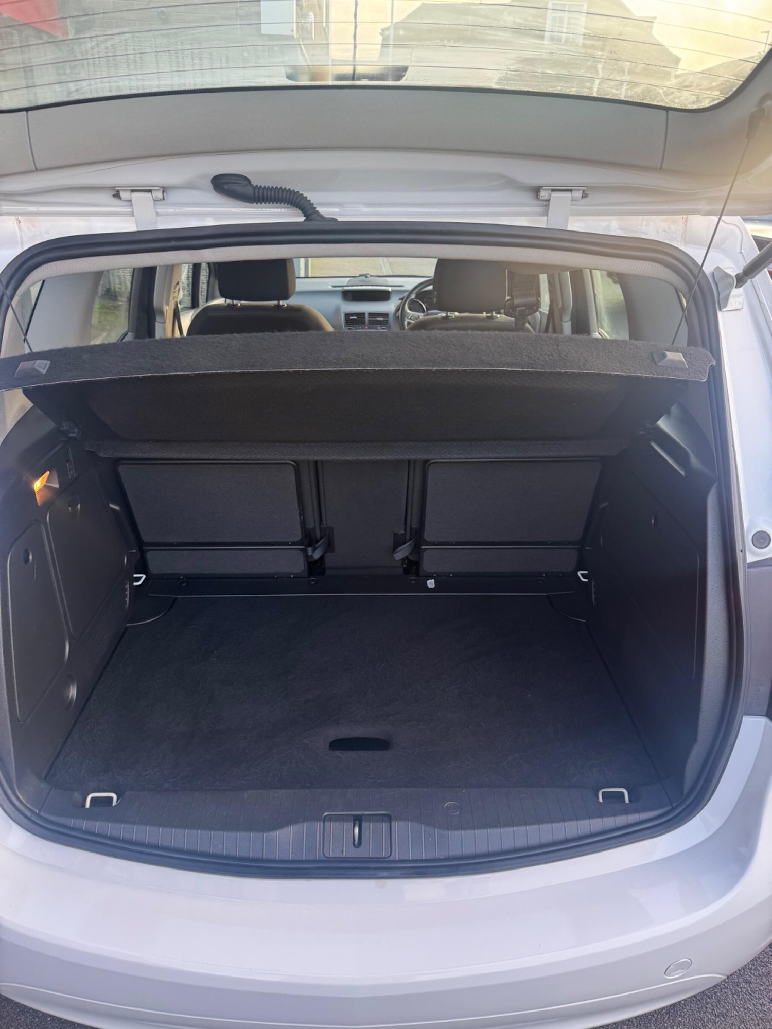 Used Vauxhall Meriva 2015 for sale - 77230527: Photo 12