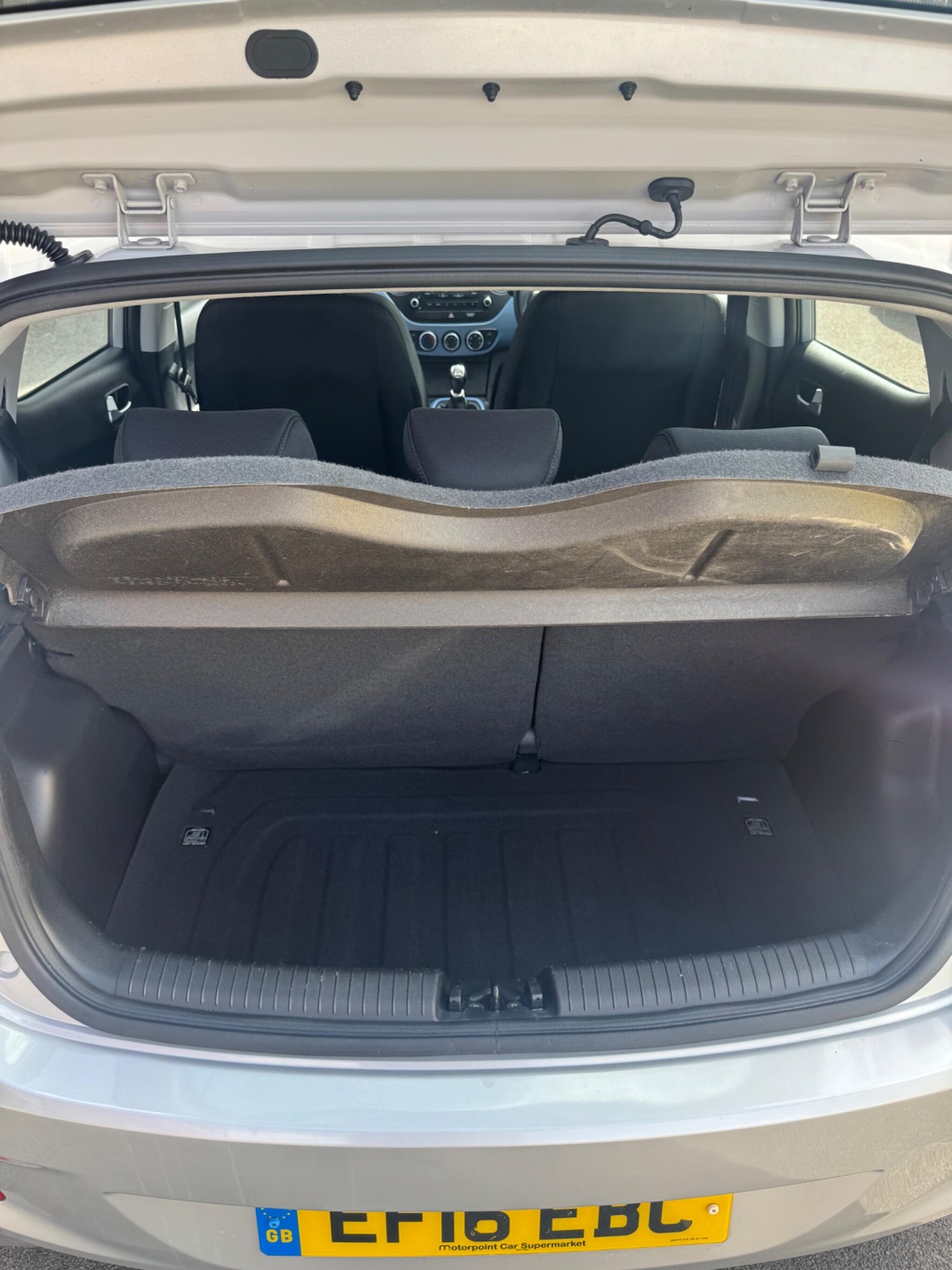 Used Hyundai i10 2016 for sale - 76988604: Photo 12