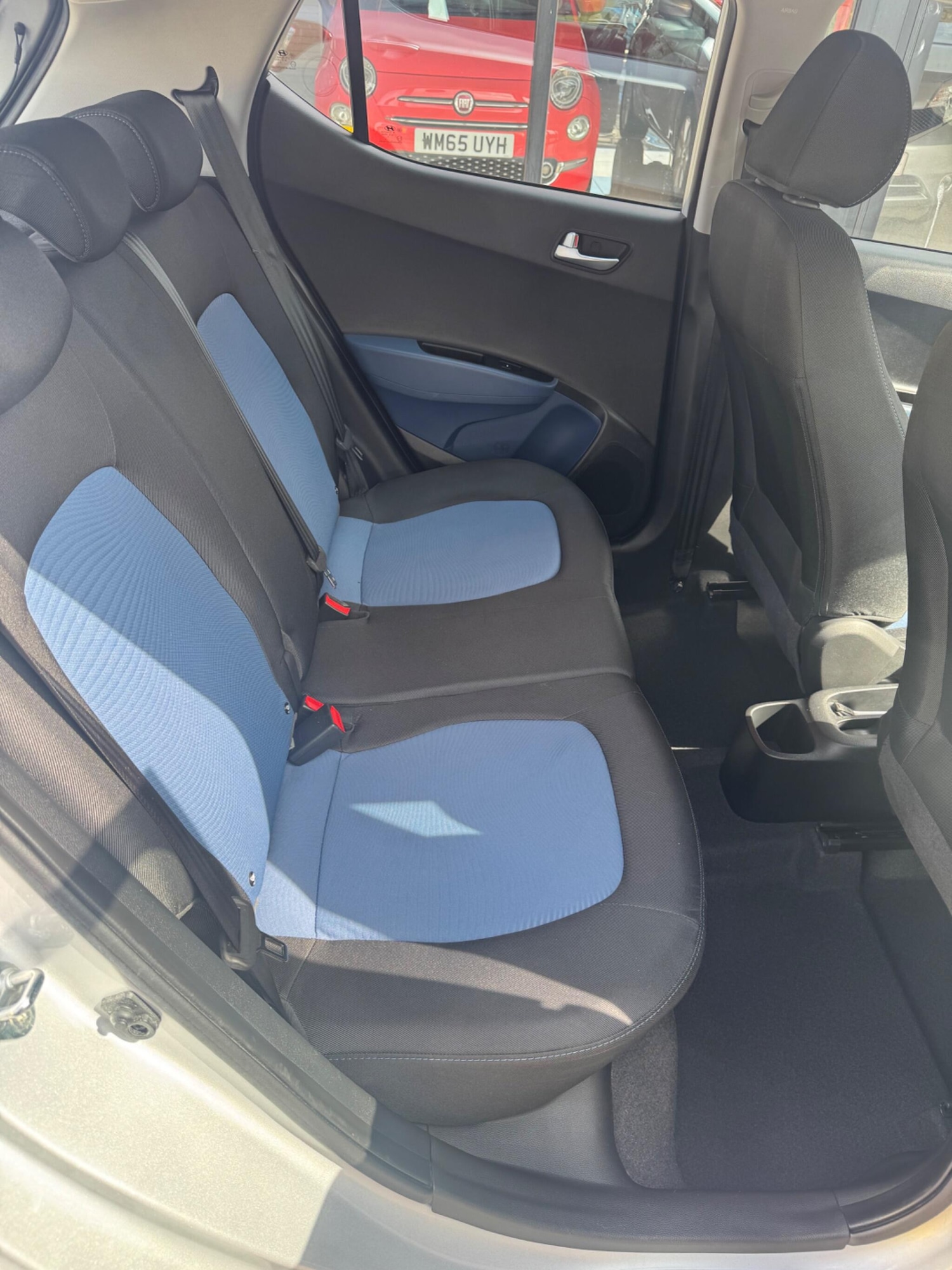 Used Hyundai i10 2016 for sale - 76988604: Photo 9