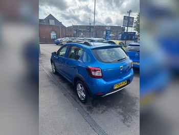 Used Dacia Sandero Stepway 2014 for sale - 75414320: Photo