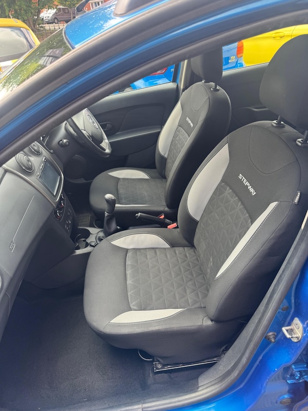 Used Dacia Sandero Stepway 2014 for sale - 75414320: Photo 9