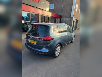Used Vauxhall Zafira Tourer 2014 for sale - 77052523: Photo