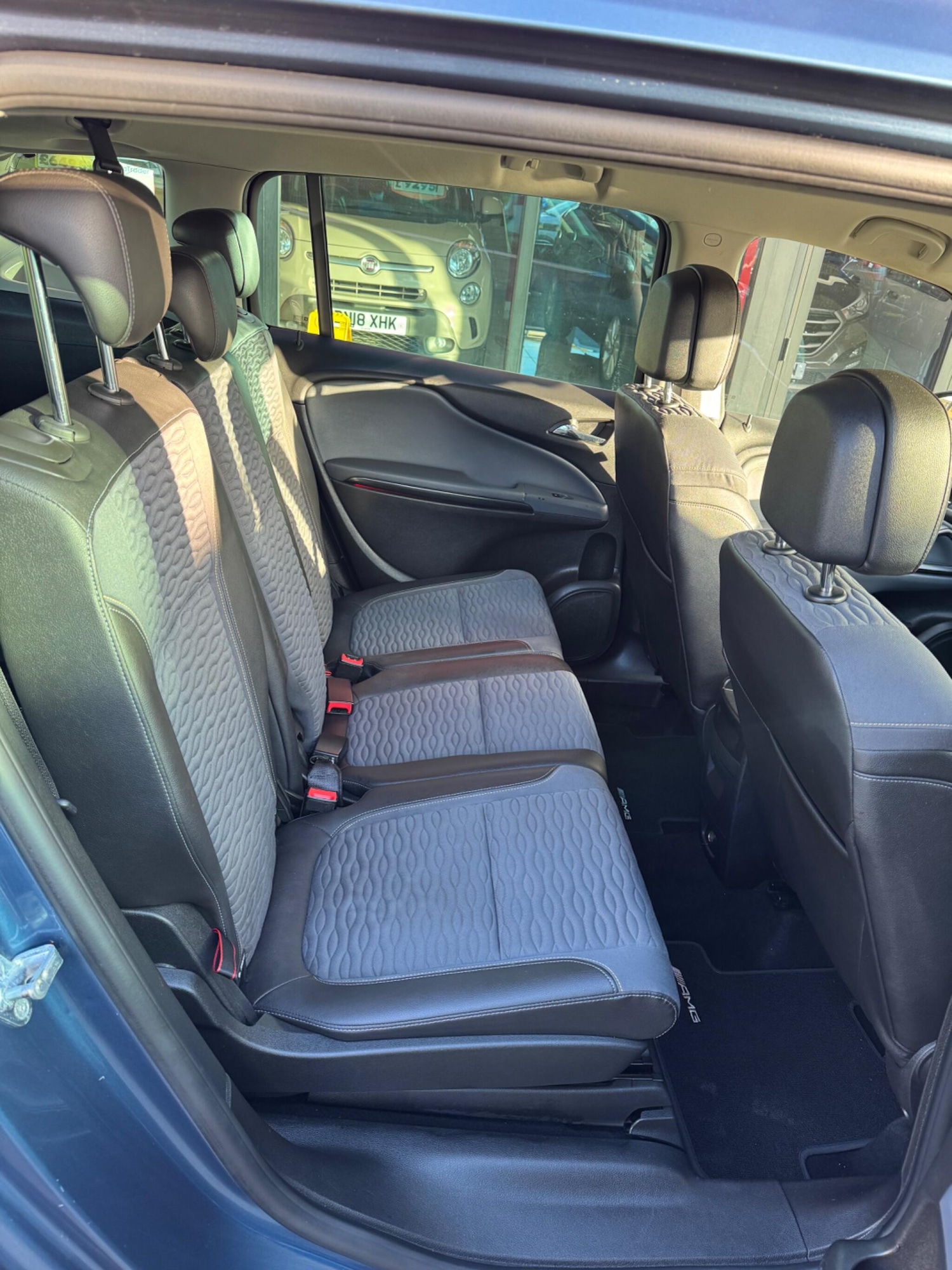 Used Vauxhall Zafira Tourer for sale - 77052523: Photo 9