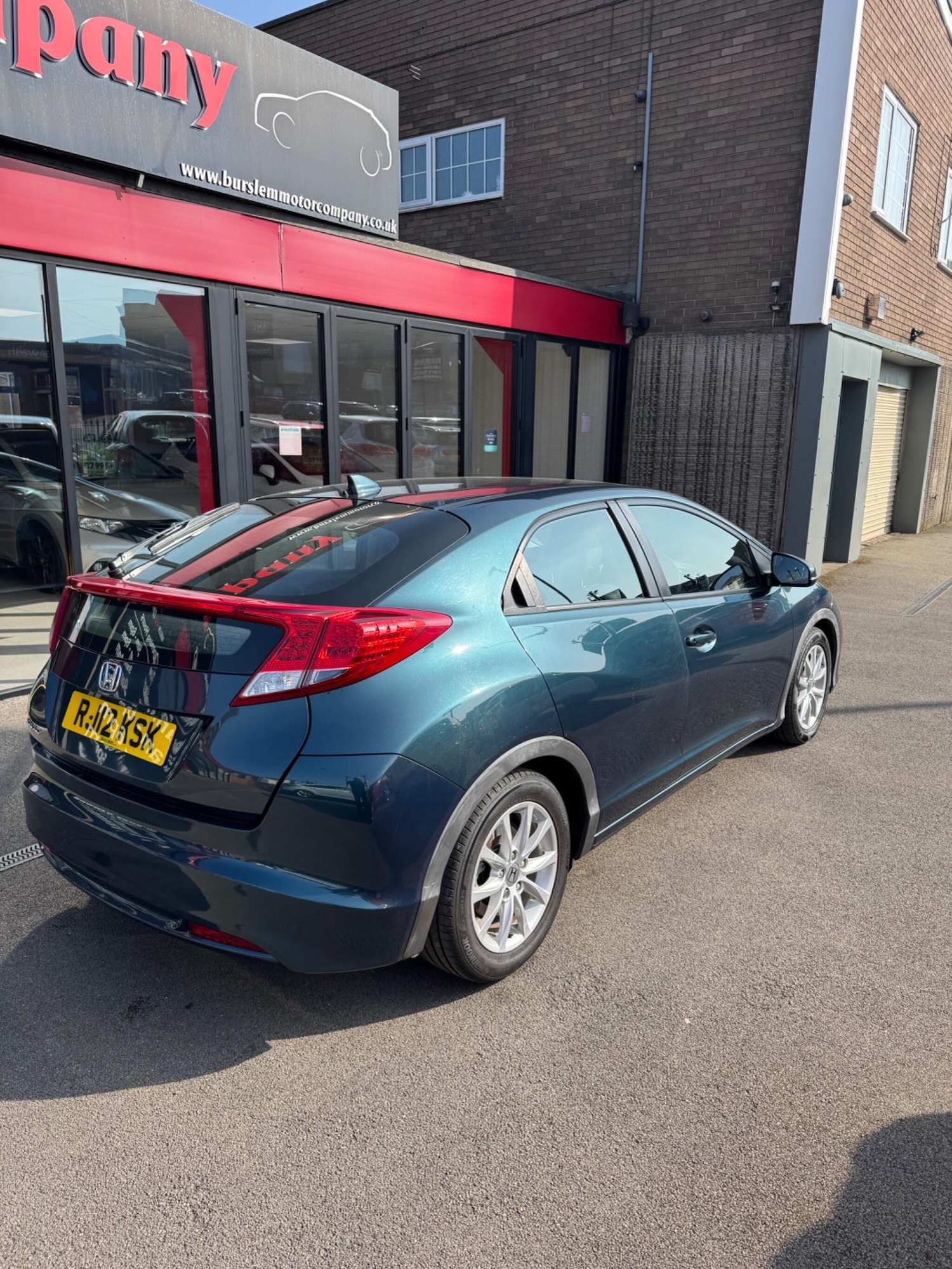 Used Honda Civic 2012 for sale - 77977799: Photo 3