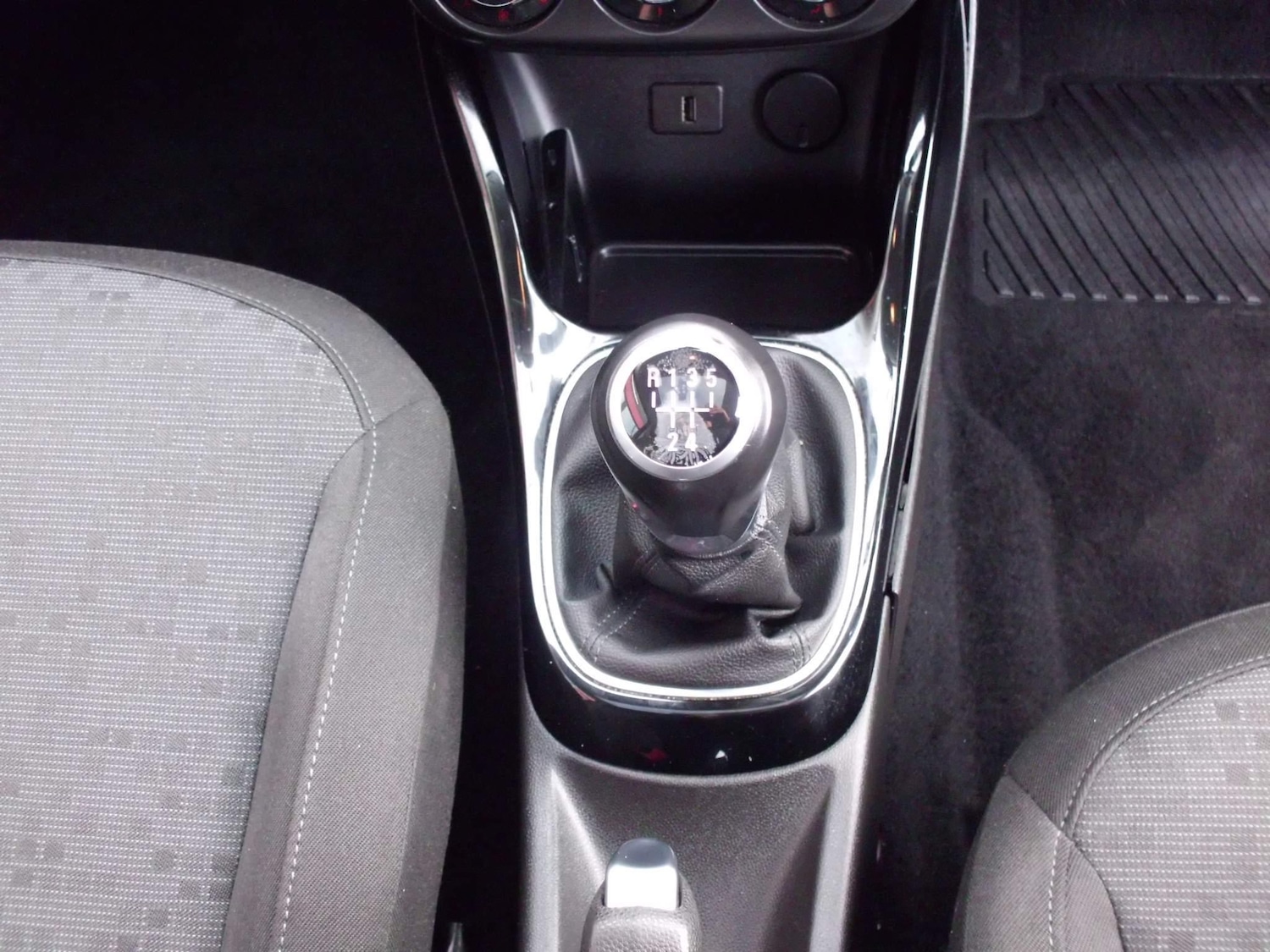 Used Vauxhall ADAM 2017 for sale - 76988829: Photo 17