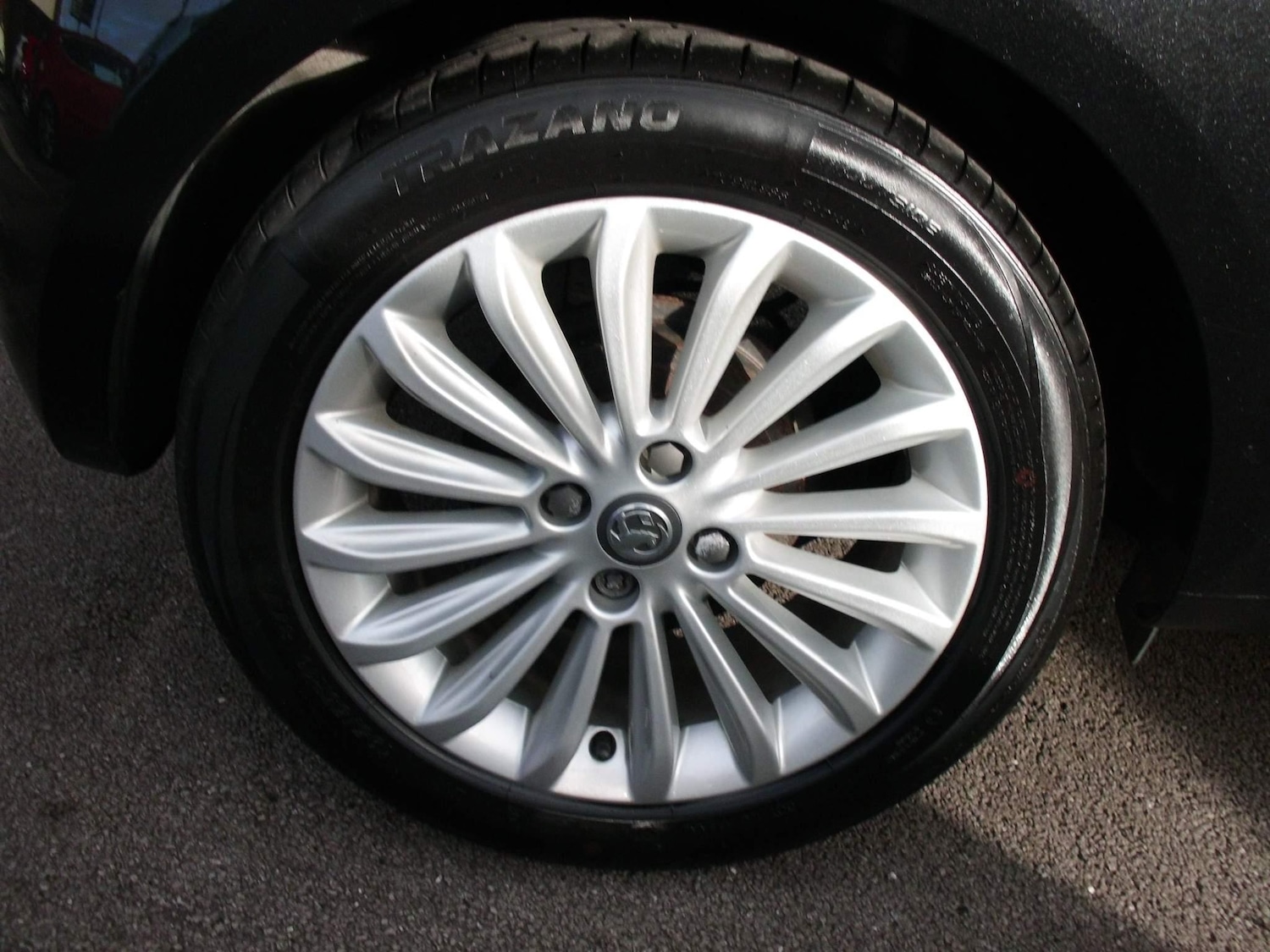 Used Vauxhall ADAM 2017 for sale - 76988829: Photo 24